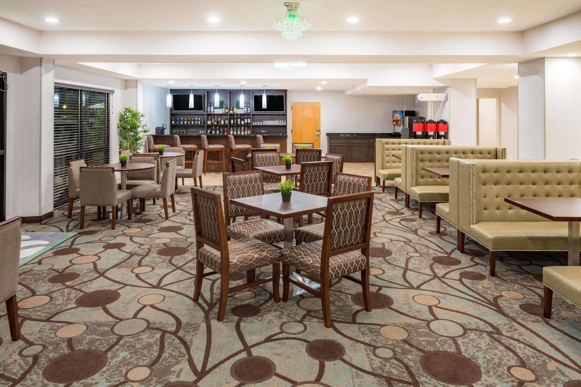 Wyndham Garden Greenville / Spartanburg Airport מראה חיצוני תמונה
