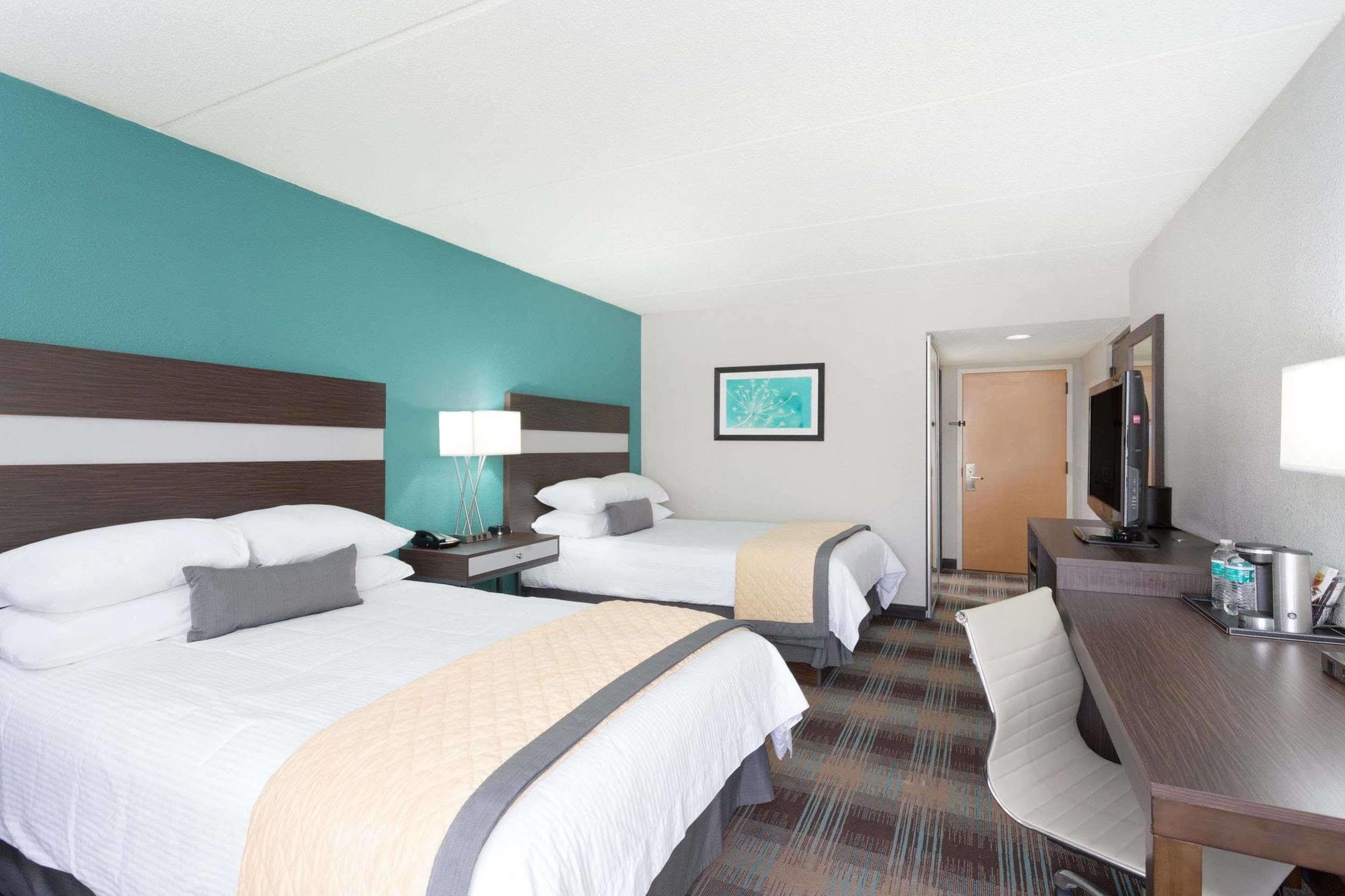 Wyndham Garden Greenville / Spartanburg Airport מראה חיצוני תמונה