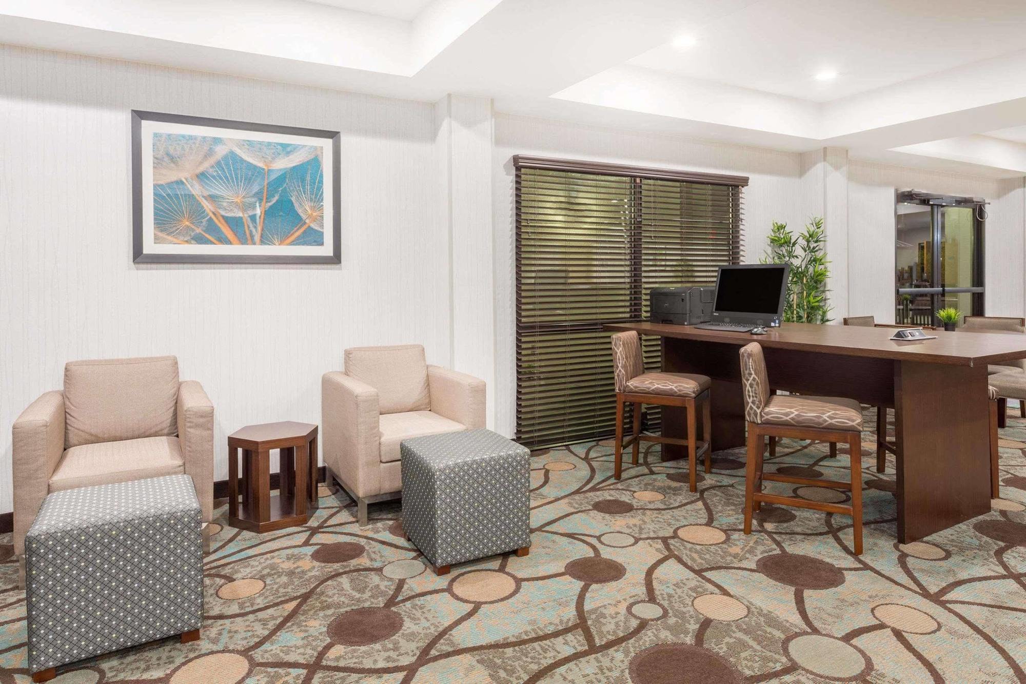 Wyndham Garden Greenville / Spartanburg Airport מראה חיצוני תמונה